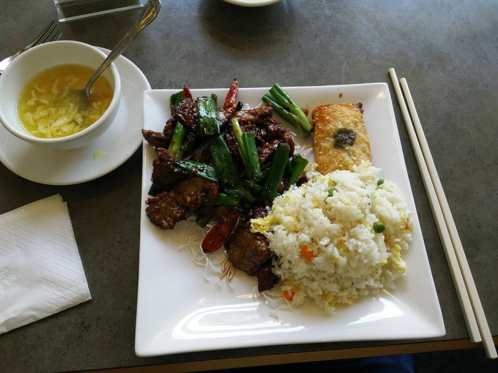 Uptown China Restaurant | restaurant | 200 Queen Anne Ave N, Seattle, WA 98109, USA | 2062857710 OR +1 206-285-7710