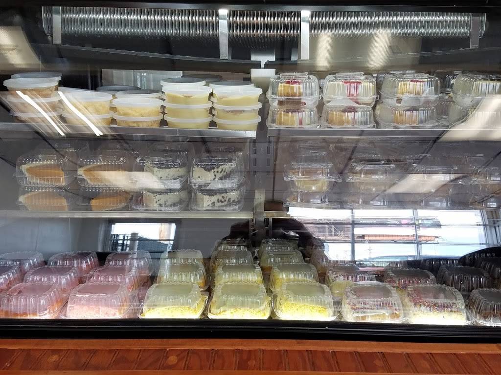 Hook Fish & Chicken | restaurant | 5790 Colerain Ave, Cincinnati, OH 45239, USA | 5138188123 OR +1 513-818-8123