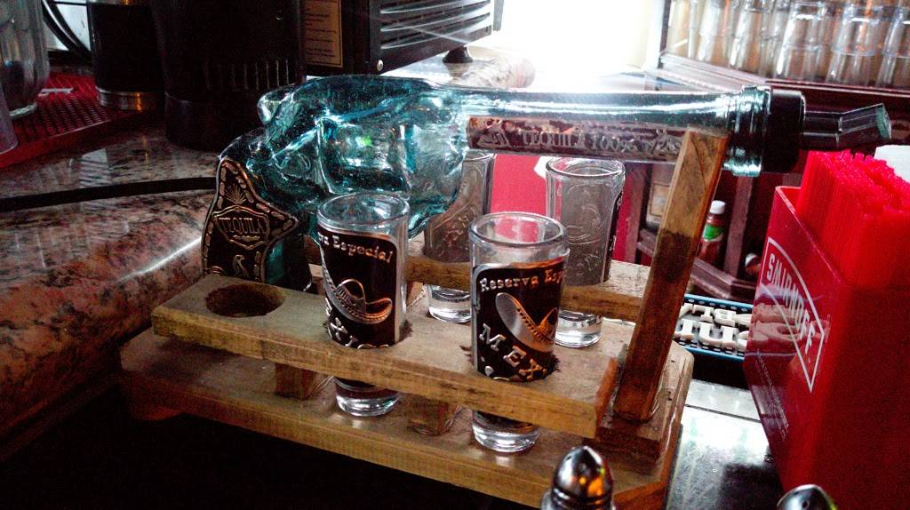 Cinco De Mayo Bar & Restaurant | restaurant | 371 High Mountain Rd, North Haledon, NJ 07508, USA | 9733044300 OR +1 973-304-4300