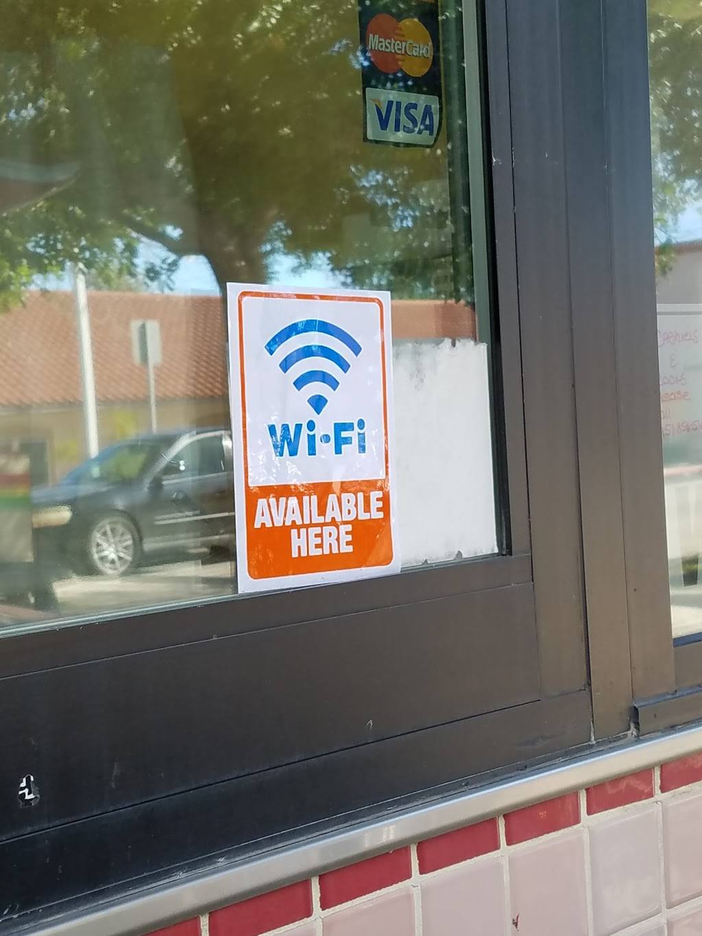 Lambertos Mexican Food | restaurant | 11289 Base Line Rd, Rancho Cucamonga, CA 91730, USA | 9099448648 OR +1 909-944-8648