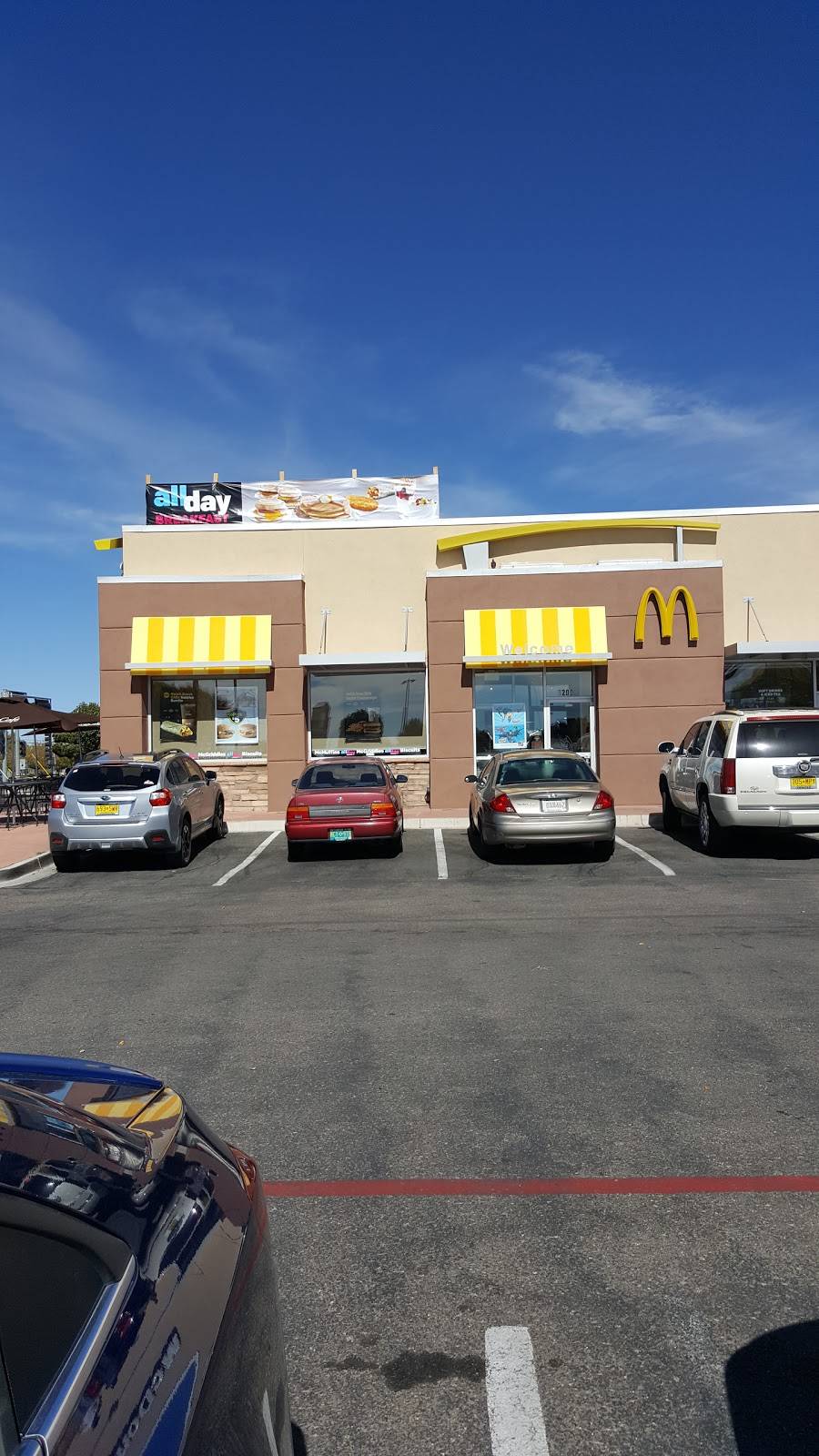 McDonalds | cafe | 6200 Holly Ave NE, Albuquerque, NM 87113, USA | 5058211521 OR +1 505-821-1521