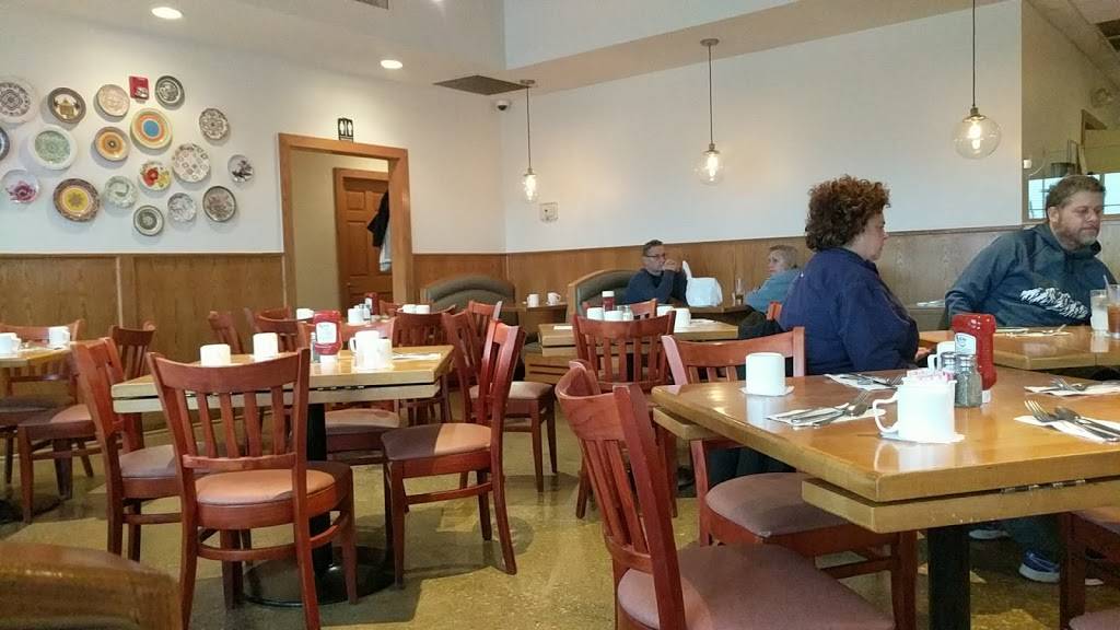 Ellys Pancake House | bakery | 1142 W Devon Ave, Elk Grove Village, IL 60007, USA | 8479239000 OR +1 847-923-9000