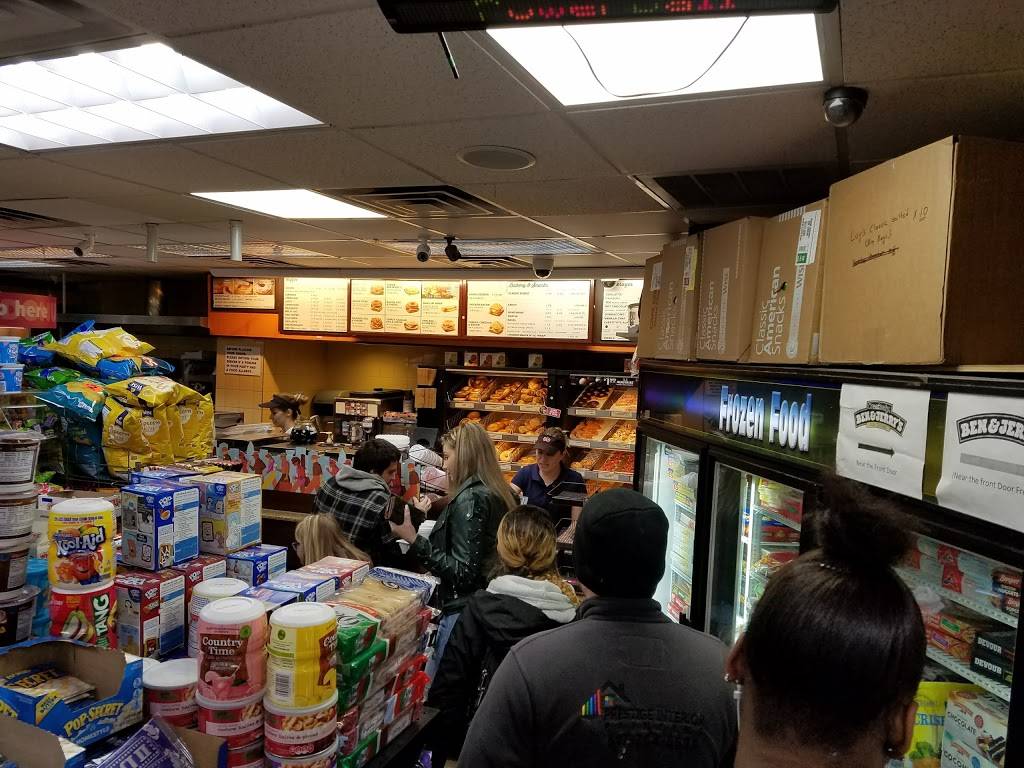 Dunkin | bakery | 847 Dorchester Ave, Dorchester, MA 02125, USA | 6172885988 OR +1 617-288-5988