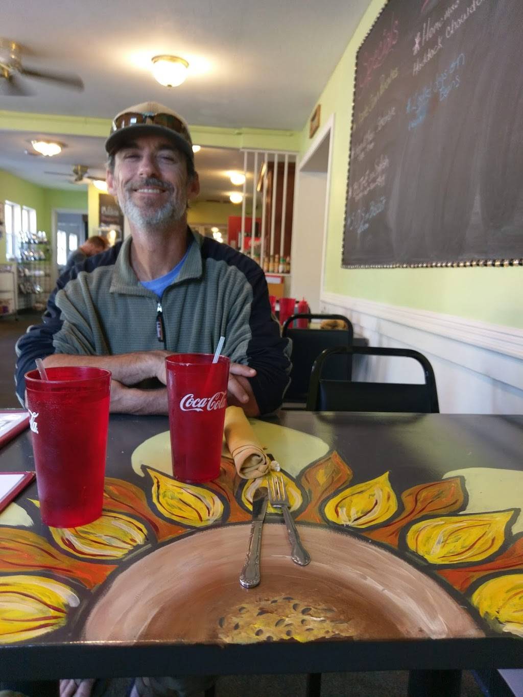 Fresh Vibes | restaurant | 1716 Carl Broggi Hwy, Lebanon, ME 04027, USA | 2074576020 OR +1 207-457-6020