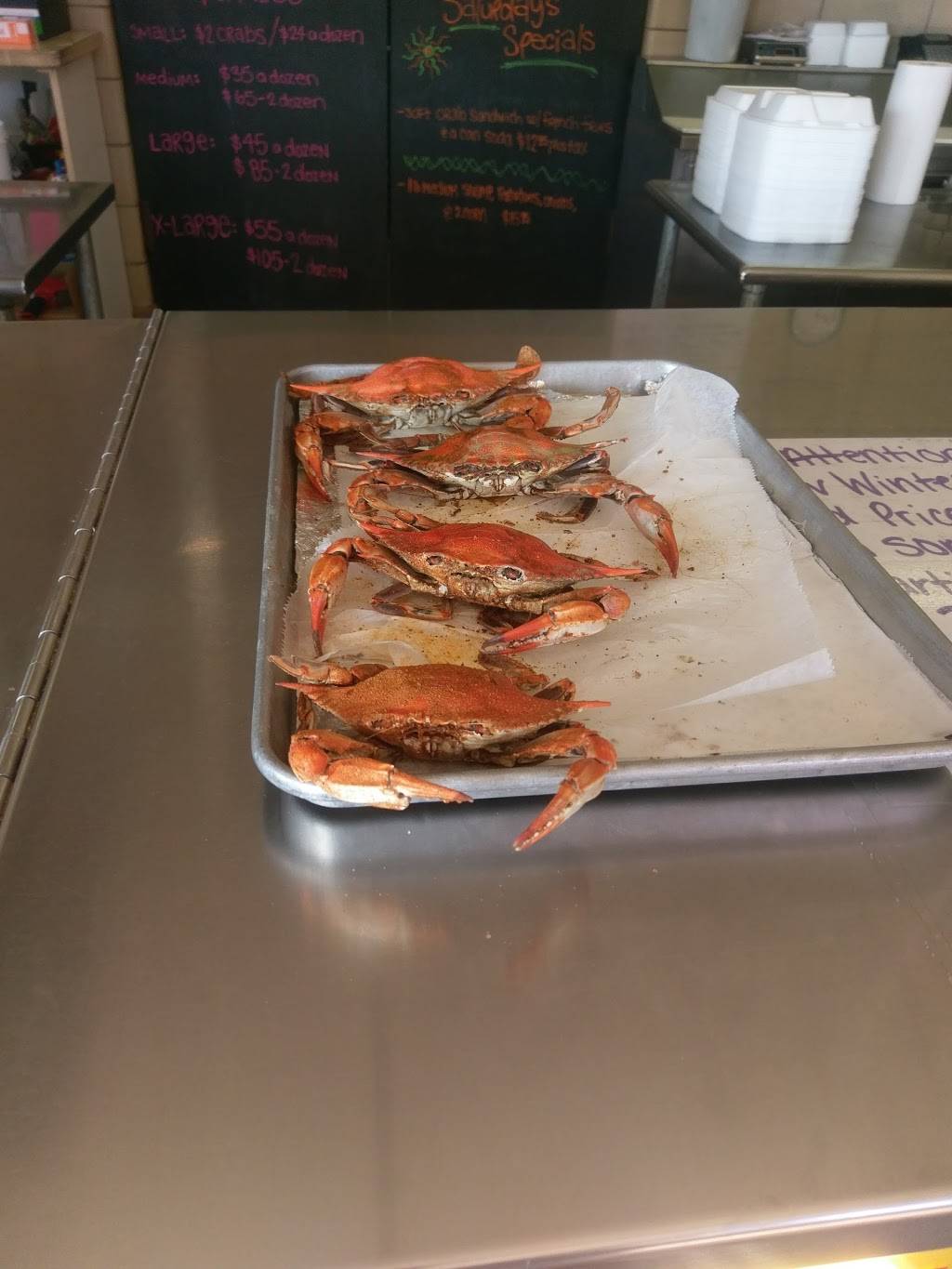 Captn Franks Seafood | restaurant | 201 N Highland Ave, Baltimore, MD 21224, USA | 4103273525 OR +1 410-327-3525