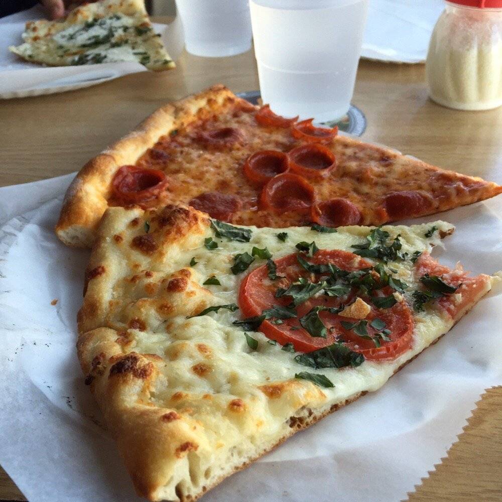 Knockout Pizza | restaurant | 2937 Carlsbad Blvd, Carlsbad, CA 92008, USA | 7604344468 OR +1 760-434-4468