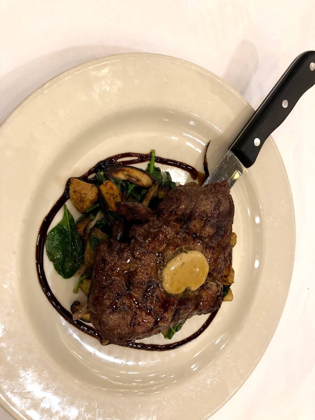 Nordstrom Grill | restaurant | 630 Old Country Rd, Garden City, NY 11530, USA | 5167460011 OR +1 516-746-0011