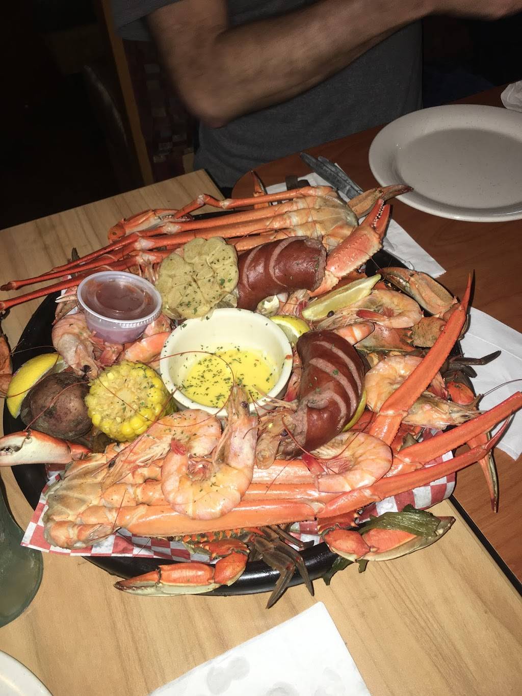 Big Als Seafood & Spirits | restaurant | 1440 Westbank Expy #B, Harvey, LA 70058, USA | 5043094915 OR +1 504-309-4915