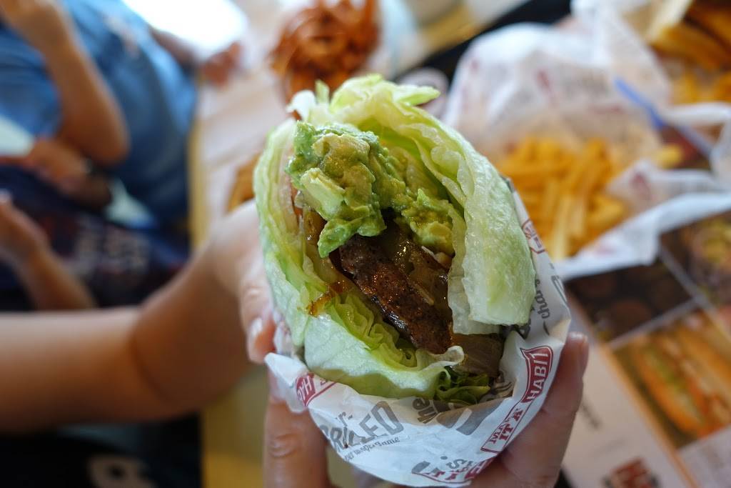 The Habit Burger Grill | meal takeaway | 7221 Van Nuys Blvd, Van Nuys, CA 91405, USA | 8187817057 OR +1 818-781-7057