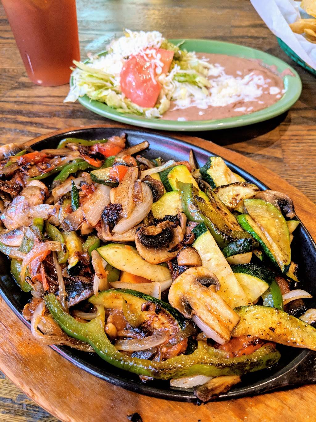 Los Tarascos | restaurant | 706 York Rd, Kings Mountain, NC 28086, USA | 7047341300 OR +1 704-734-1300