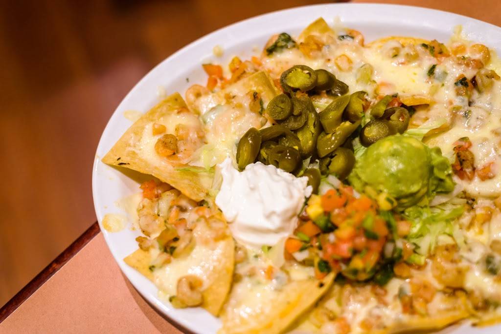 Lisas Mexican Restaurant | night club | 815 Bandera Rd, San Antonio, TX 78228, USA | 2104332531 OR +1 210-433-2531