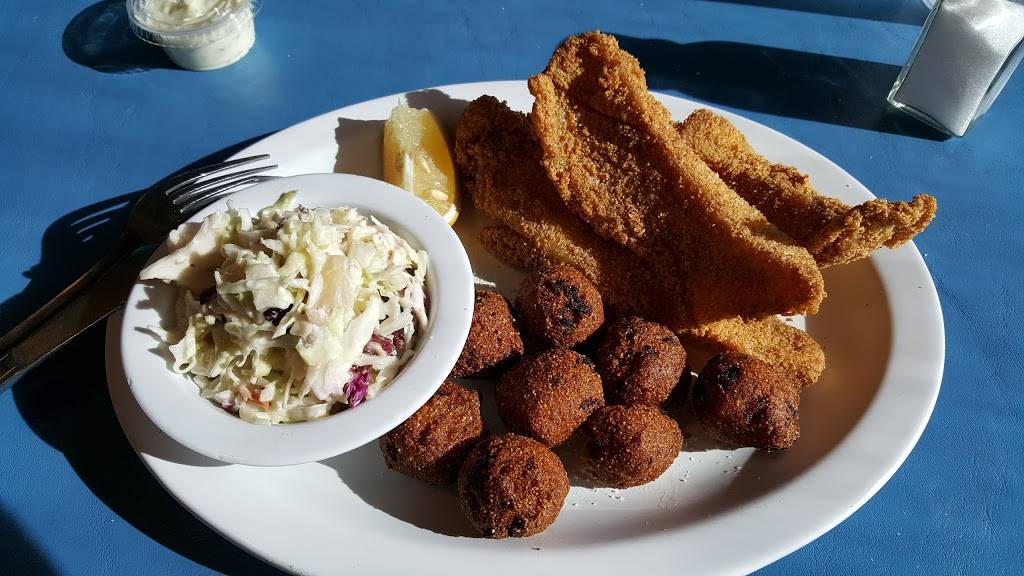 Lake Wohlford Cafe | restaurant | 25484 Lake Wohlford Rd # 204, Escondido, CA 92027, USA | 7607496585 OR +1 760-749-6585