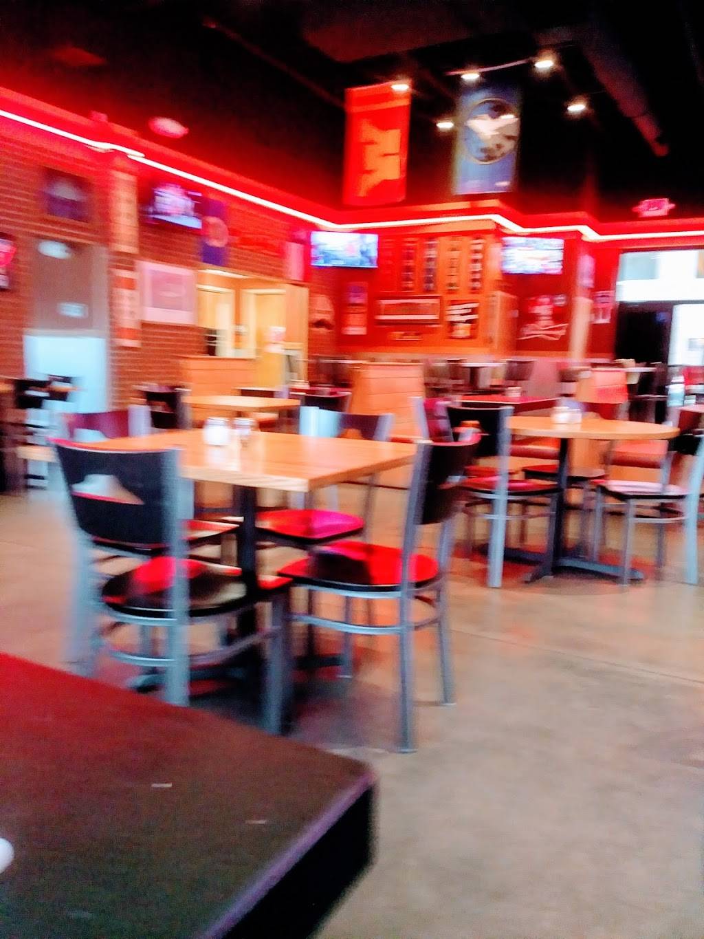 Pizza Hut | meal takeaway | 2313 Hennepin Ave, Minneapolis, MN 55405, USA | 6123744000 OR +1 612-374-4000