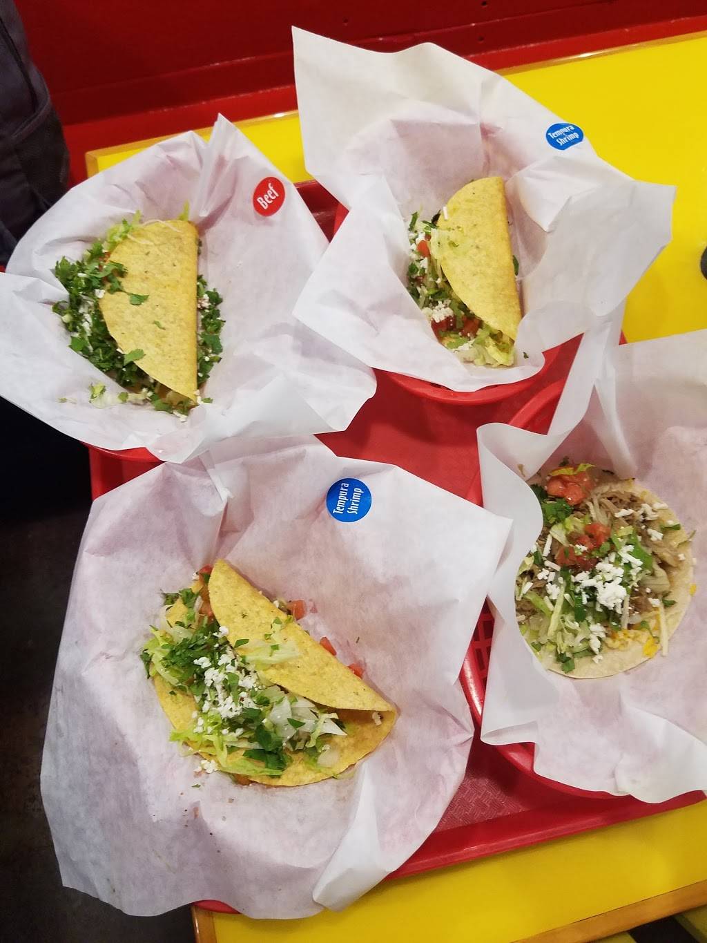 Fuzzys Taco Shop | restaurant | 791 N Hwy 77, Waxahachie, TX 75165, USA | 9729379400 OR +1 972-937-9400