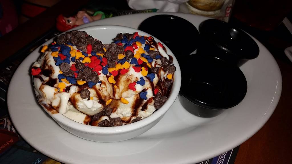 The Wave... of American Flavors | restaurant | 4600 N World Dr, Orlando, FL 32830, USA | 4079393463 OR +1 407-939-3463