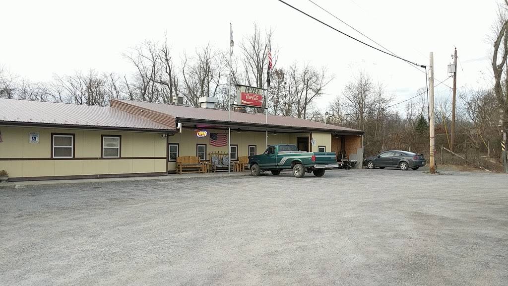 Moms Place | restaurant | 501 Hoult Rd, Fairmont, WV 26554, USA | 3045348055 OR +1 304-534-8055