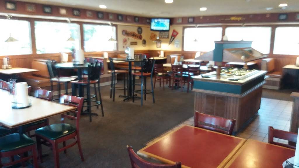 Pizza Hut | meal takeaway | 1075 Pennock Place, Fort Collins, CO 80524, USA | 9702213948 OR +1 970-221-3948