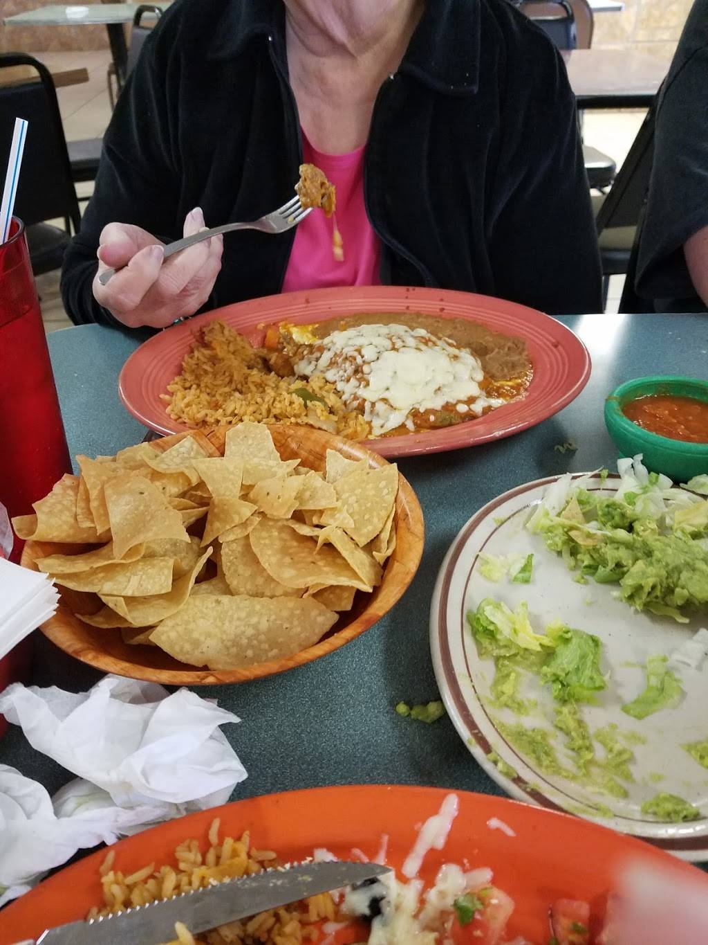 Tia Juanitas Mexican Restaurant | restaurant | 113 FM 39, Normangee, TX 77871, USA | 9363965131 OR +1 936-396-5131