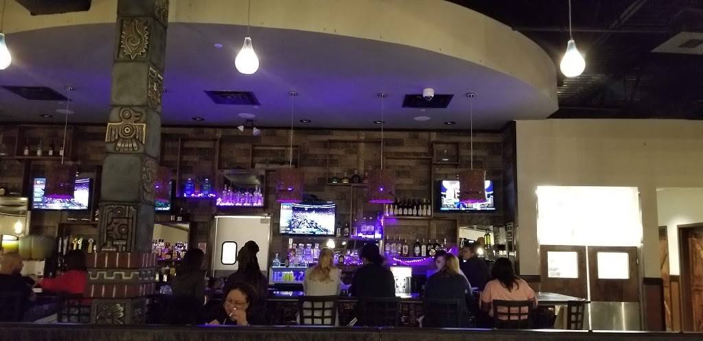 Plaza Azteca | restaurant | 1600 Premium Outlets Blvd, Norfolk, VA 23502, USA | 7572226677 OR +1 757-222-6677