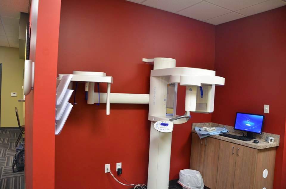 Agave Dental | restaurant | 2006 10th St, Floresville, TX 78114, USA | 8303938333 OR +1 830-393-8333