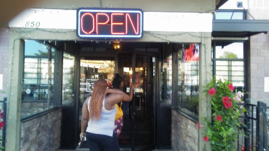 Kiku Japanese Steakhouse | restaurant | 3630 Marketplace Blvd, East Point, GA 30344, USA | 4046296111 OR +1 404-629-6111