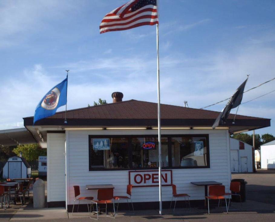 Dairy Treat | restaurant | 12616 MN-27, Little Falls, MN 56345, USA | 3206329640 OR +1 320-632-9640