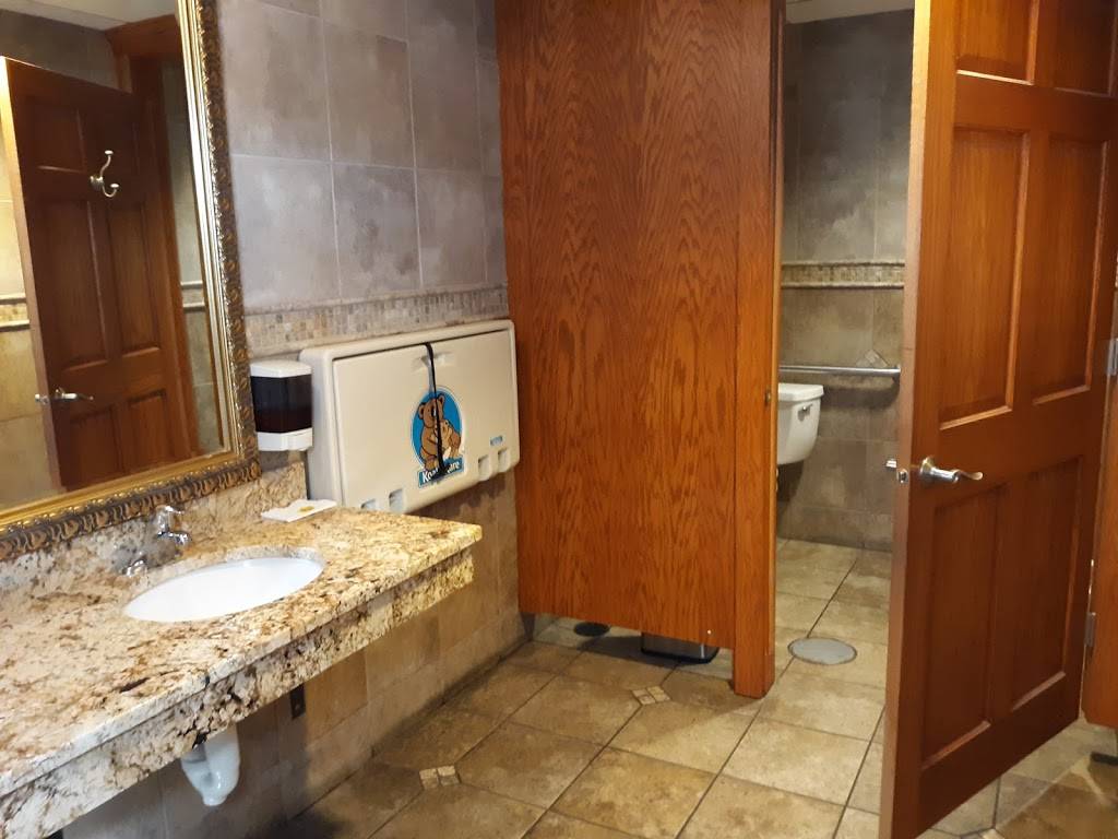 Elies Cafe | restaurant | 909 E Broadway, Madison, WI 53716, USA | 6082987553 OR +1 608-298-7553