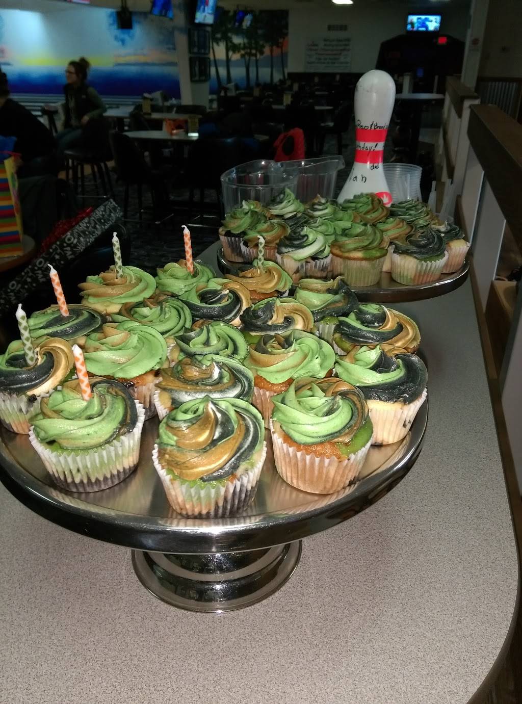 BC Lanes & The Venue Sports Bar and Grill | restaurant | 1199 S Michigan 75, Boyne City, MI 49712, USA | 2315826353 OR +1 231-582-6353