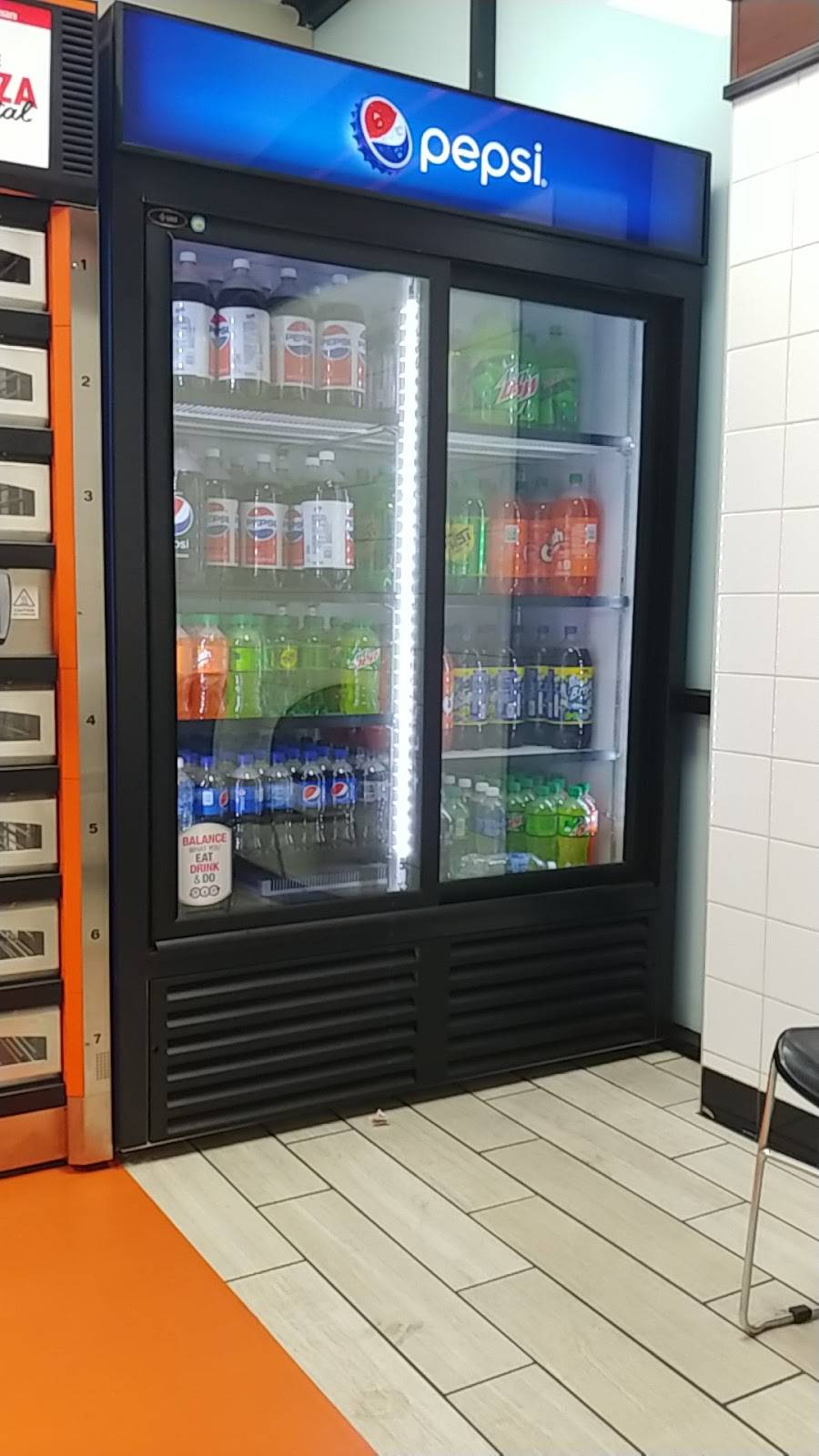 Little Caesars Pizza | meal takeaway | 1810 W Southern Ave #106, Phoenix, AZ 85041, USA | 6022434144 OR +1 602-243-4144