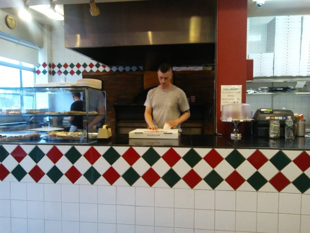 Silver Lake Pizza | meal delivery | 79 Lake St, West Harrison, NY 10604, USA | 9149180722 OR +1 914-918-0722