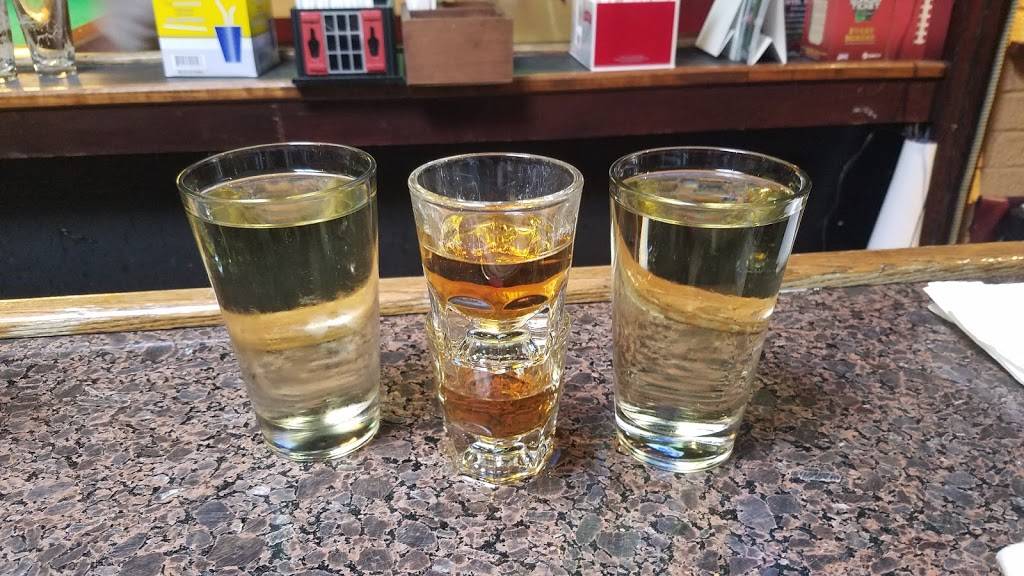 Cue Club Cafe | restaurant | 7014 Columbia Pike, Annandale, VA 22003, USA | 7039417665 OR +1 703-941-7665