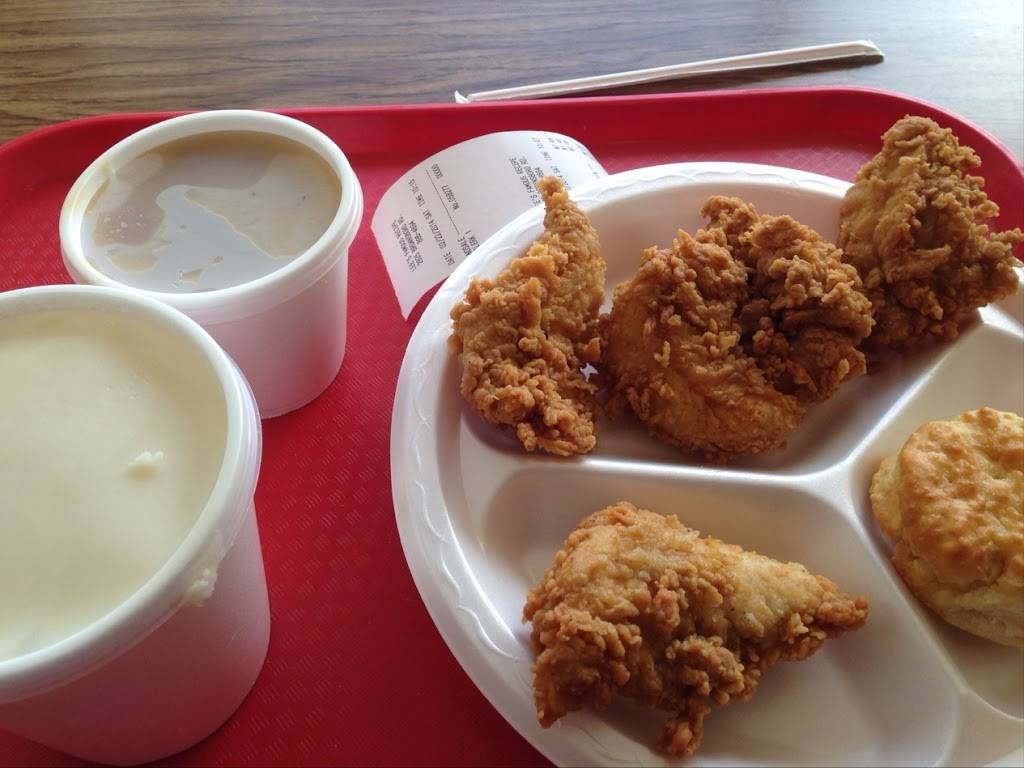 Lees Famous Recipe Chicken | restaurant | 2925 Brownsboro Rd, Louisville, KY 40206, USA | 5028964694 OR +1 502-896-4694