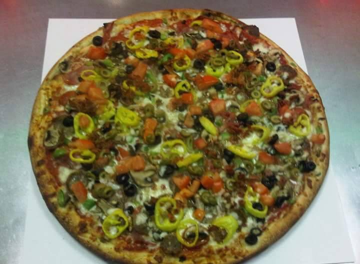 Two Guys From Italy | restaurant | 23725 John R Rd, Hazel Park, MI 48030, USA | 2485861500 OR +1 248-586-1500