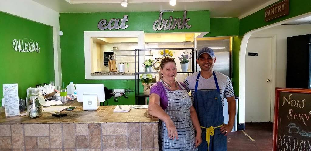 Natures Cafe & Pantry | restaurant | 5831 Memorial Hwy Suite A, Tampa, FL 33615, USA | 8138604510 OR +1 813-860-4510