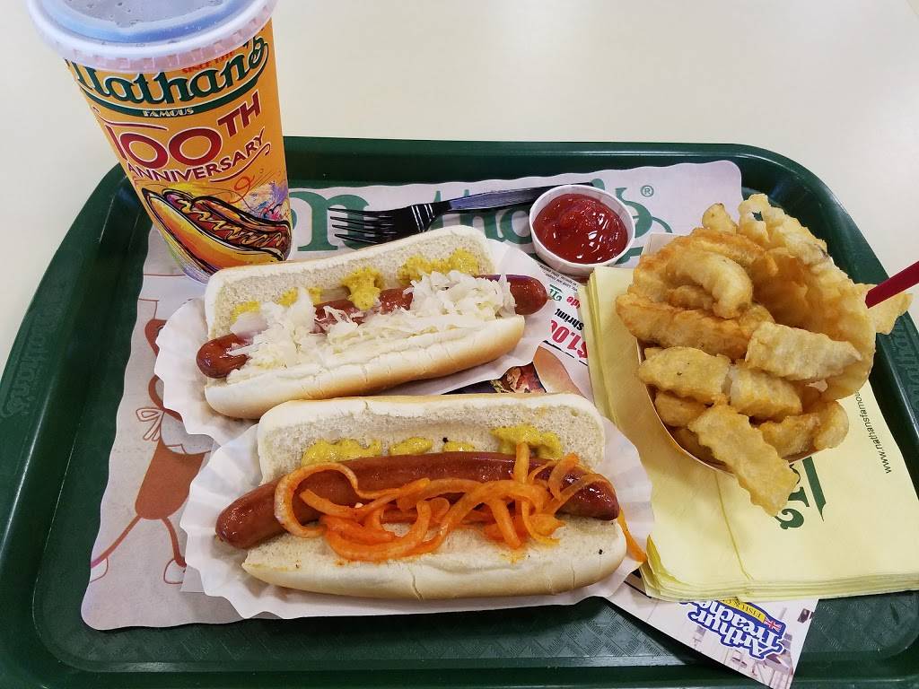 Nathans Famous | restaurant | 1530 Old Country Rd, Westbury, NY 11590, USA | 5168328900 OR +1 516-832-8900