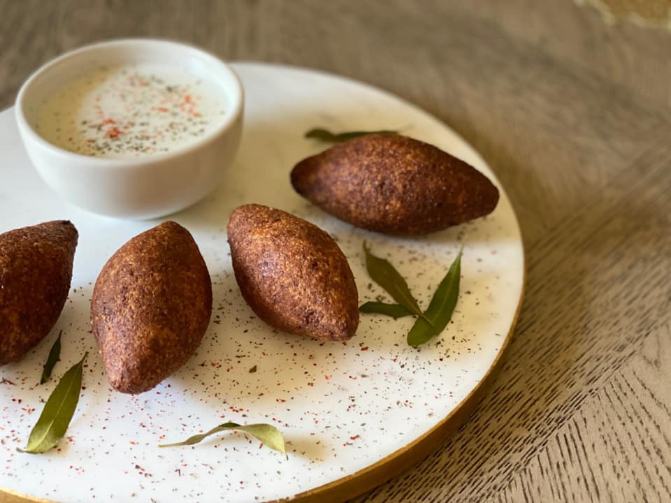 In & Out Kitchen | restaurant | 8084 N Davis Hwy, Pensacola, FL 32514, USA | 8507602089 OR +1 850-760-2089