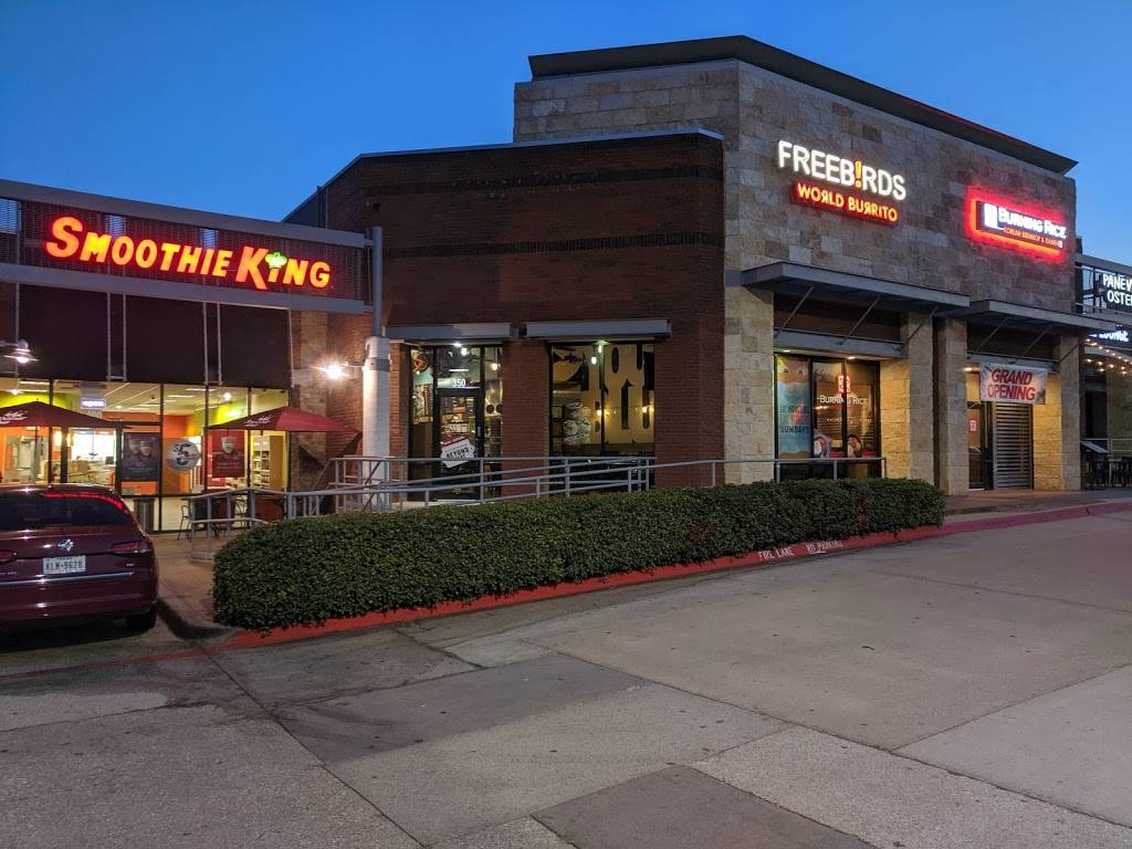 Freebirds World Burrito | restaurant | 5000 Belt Line Rd #350, Dallas, TX 75254, USA | 9727881828 OR +1 972-788-1828