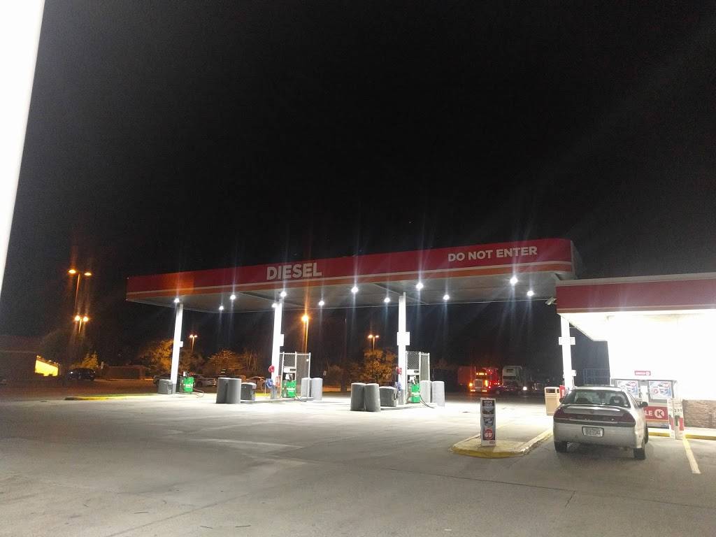 Kangaroo Express | meal takeaway | 1740 E 11th St, Siler City, NC 27344, USA | 9197422552 OR +1 919-742-2552