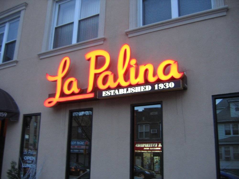 La Palina | restaurant | 159 Avenue O, Brooklyn, NY 11204, USA | 7182369764 OR +1 718-236-9764