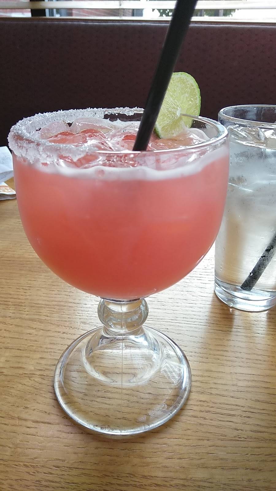 Applebees Grill + Bar | restaurant | 502 N Veterans Pkwy, Bloomington, IL 61701, USA | 3096632134 OR +1 309-663-2134