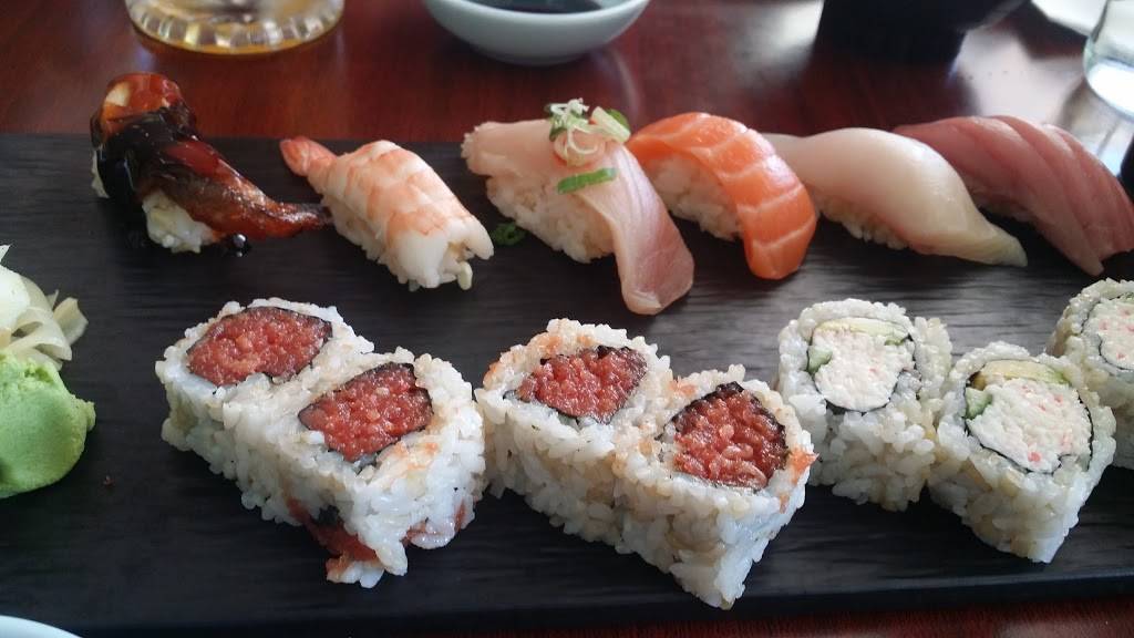 Sushi Gone Wild | restaurant | 24004 Vista Montana, Torrance, CA 90505, USA | 3103730706 OR +1 310-373-0706