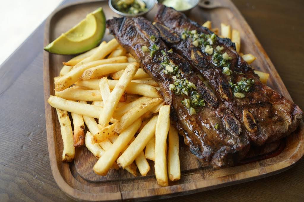 El Pequeño | restaurant | 8610 Roosevelt Ave #4, Jackson Heights, NY 11372, USA | 7182057128 OR +1 718-205-7128