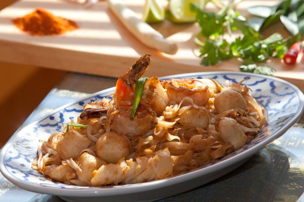 Mango Salad | restaurant | 95 Thames St S, Ingersoll, ON N5C 2T2, Canada | 5194251188 OR +1 519-425-1188