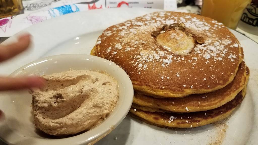 The Breakfast Shoppe | restaurant | 552 Ritchie Hwy, Severna Park, MD 21146, USA | 4105448599 OR +1 410-544-8599