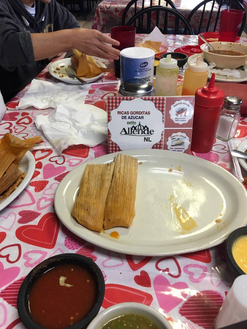 Taqueria Allende | restaurant | 903 Broadway St, Houston, TX 77012, USA | 7135149336 OR +1 713-514-9336