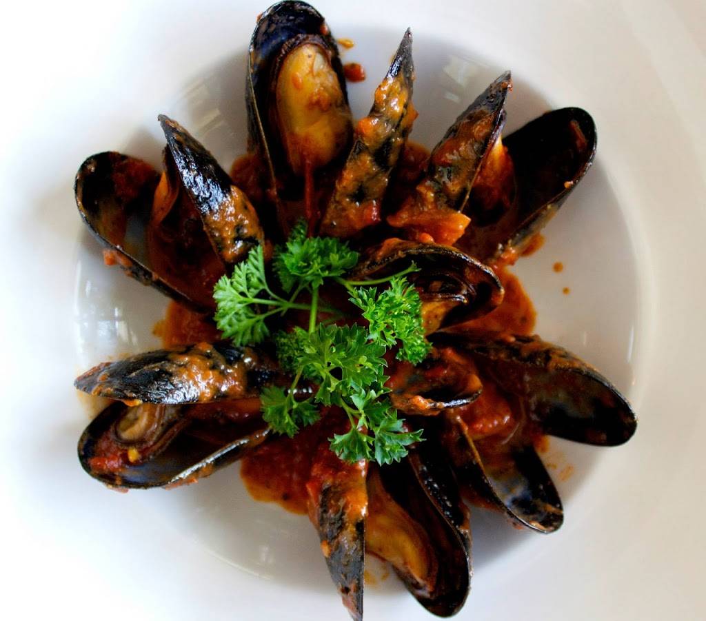 Biscotti Restaurant | restaurant | 7212 Muncaster Mill Rd, Derwood, MD 20855, USA | 3019906560 OR +1 301-990-6560