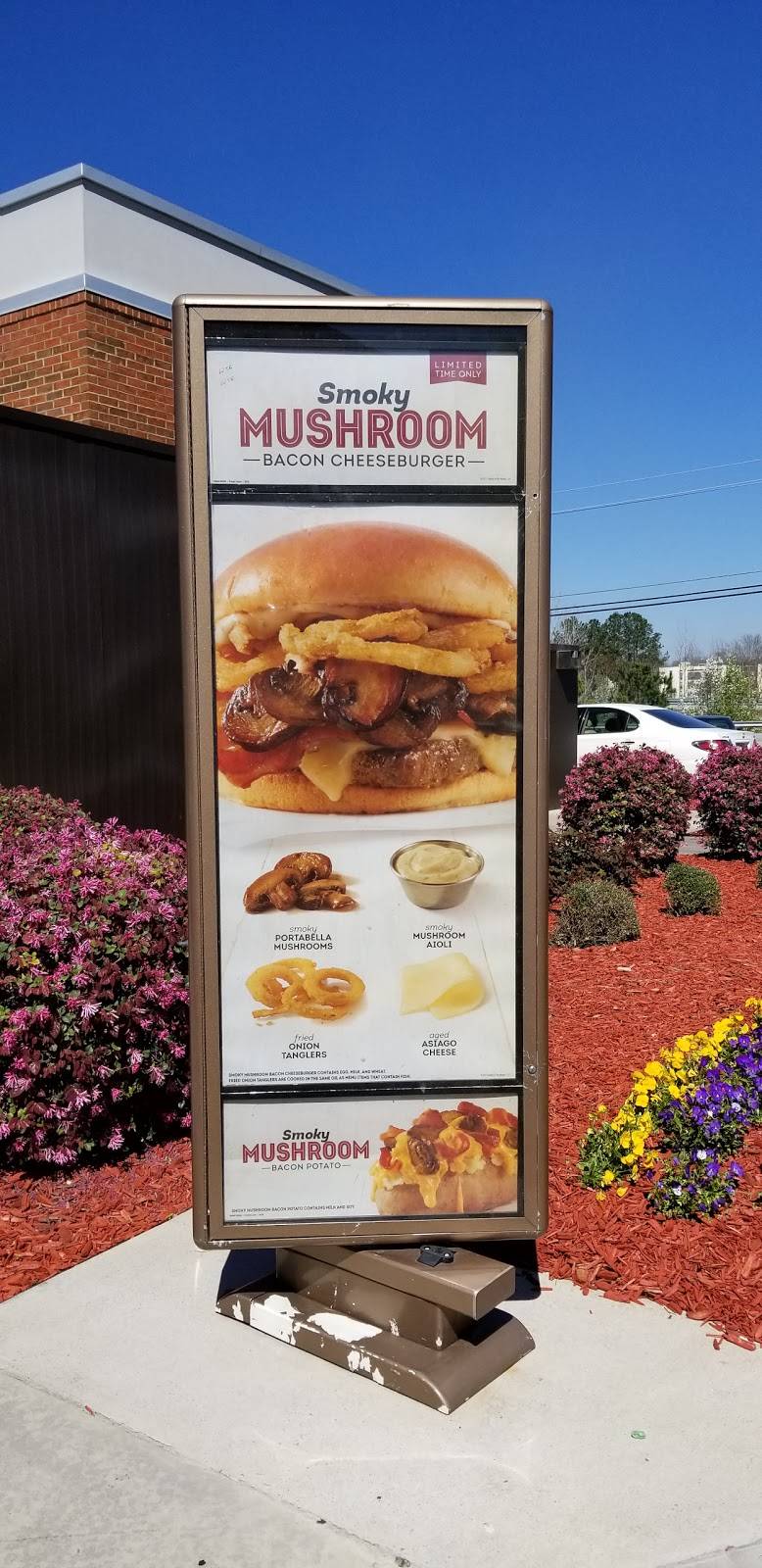 Wendys | restaurant | 3630 Riverside Dr, Macon, GA 31210, USA | 4782381303 OR +1 478-238-1303