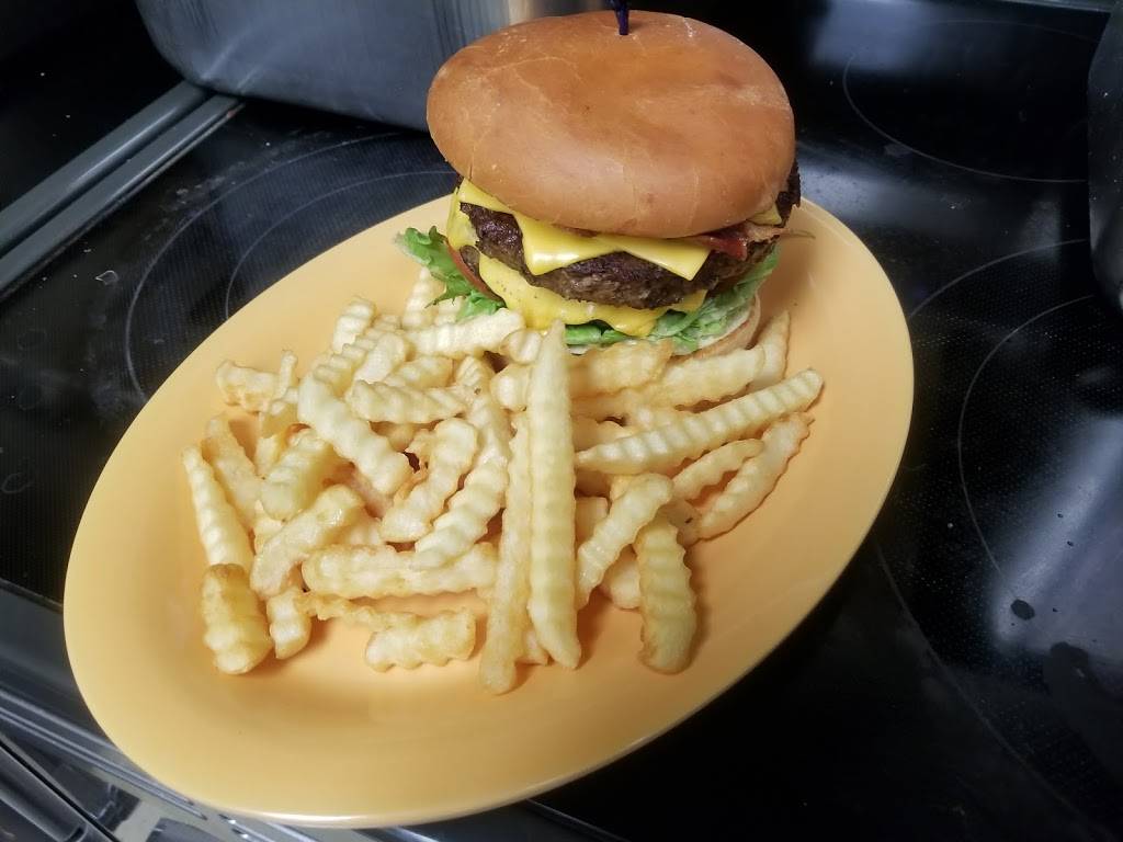 Ginas Place | restaurant | 2005 E Highland Dr #109, Jonesboro, AR 72401, USA | 8709103900 OR +1 870-910-3900