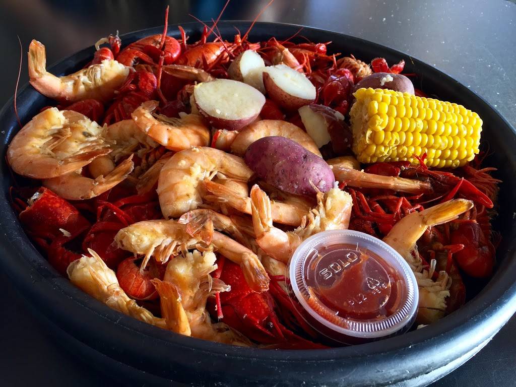 The Seafood Pot | restaurant | 14386 River Rd, New Sarpy, LA 70078, USA | 9857250053 OR +1 985-725-0053