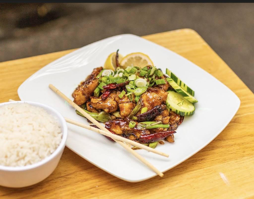 Thai Mis Delicias #2 | restaurant | 110 5th Ave, New York, NY 10010, USA | 3472336599 OR +1 347-233-6599